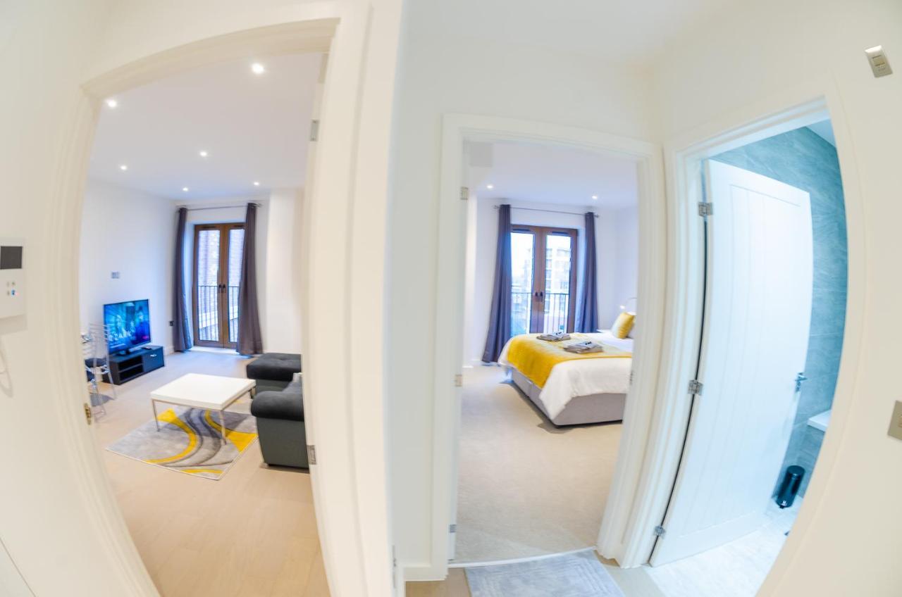 Cosy 1 Bed Apartment In Centre Of St Albans - Free Parking - 5 Min Walk To St Albans City Centre & Railway Station - Big Savings On Longer Stays!! Exterior foto